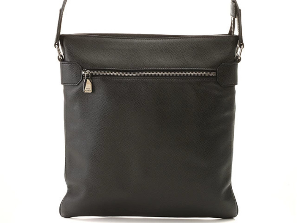 LOUIS VUITTON Sasha Taiga Ardoise Shoulder Bag